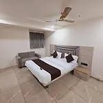Hotel R K Villa