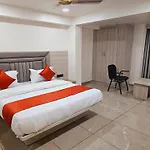 Hotel R K Villa