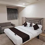 Hotel R K Villa