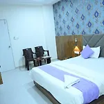 Hotel Shivaay Motera