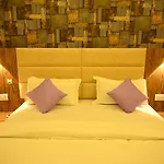Hotel Shivaay Motera