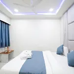 Hotel Nest Sky