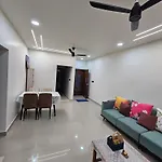 Casa Azul- Two Bedroom Apartment