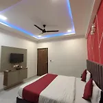 Hotel Avadh Palace, Subhash Bridge, Ahmedabad