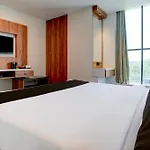 Super Hotel O Om Tapovan