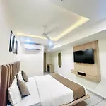 Hotel Shaligram Inn
