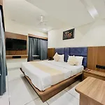 Hotel Shaligram Inn