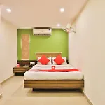 Hotel O Apollo