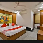 Darshan Hotel & Restaurant