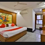 Darshan Hotel & Restaurant