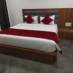Hotel Maruti R