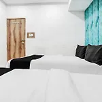 Super Collection O Maninagar Near Railway Station Formerly A1 Residency
