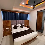 Hotel R K Villa