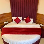 Hotel R K Villa