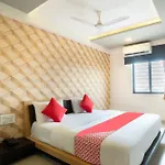 Hotel O Paradise