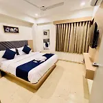 Hotel Royal Square