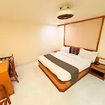 Hotel Vice President