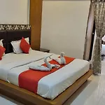 Green Tree Hotel