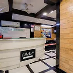 Super Collection O Ashram Road Near Sardar Bridge Formerly Hotel Apple Inn