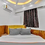 Hotel O The Grand Peradiot
