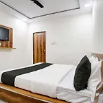 Hotel O Apollo