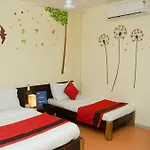 Oyo Rooms Prahlad Nagar Garden