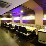Oyo Rooms Ahmedabad Maninagar Station