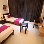 Oyo 1287 Hotel Corporate Residency