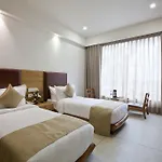 Hotel Rezaas