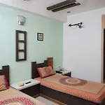 Hotel Om Palace