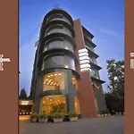 Urbane The Hotel