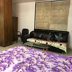 Hotel Rajratna