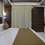 Hotel Silver Heights