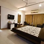 Hotel Platinum Residency