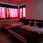 Rajshree Hotel