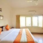 10 Blossoms Serviced Apartments Navrangpura