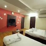 Hotel Avion Inn