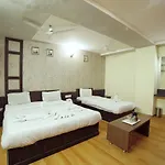Hotel Avion Inn