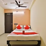 Oyo 8376 Hotel Angel Plaza