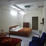 Hotel Chandra Palace