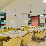 Capital O 48482 Hotel Tribecca Inn