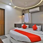Hotel Shiv Ganga