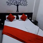 Hotel Royal Night