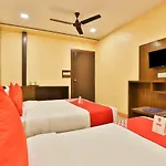 Oyo 12196 Hotel Mayur Park Residency
