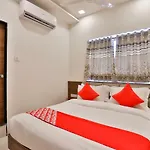 Oyo 19303 Hotel Sungold