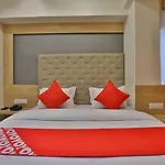 Hotel Acme By Sky Stays