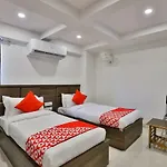 Hotel Radhe Residency