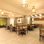 Hotel Accolade