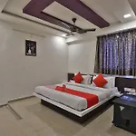 Oyo 11557 Hotel Maharaja Palace