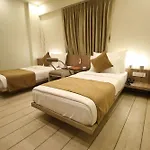 Oyo 3927 Hotel Scenaria